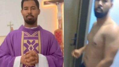 El caso ocurrió en Brasil y desató polémica en redes; la Diócesis confirmó su suspensión mientras se investigan los hechos 5 Brasil.– Un fuerte escándalo sacude a una comunidad religiosa luego de que un sacerdote fuera sorprendido en una situación íntima con una mujer dentro de una iglesia, hecho que fue grabado en video y difundido en redes sociales. ¿Qué ocurrió dentro del templo? De acuerdo con reportes, los hechos se registraron el pasado 16 de octubre en la localidad de Nova Maringá, en el estado de Mato Grosso. Un joven irrumpió en el recinto religioso tras sospechar de su pareja, encontrando al sacerdote Luciano Braga Simplício en compañía de la mujer identificada como Isabela. El momento fue captado en video, lo que provocó una rápida viralización y controversia entre feligreses. Versiones encontradas Tras la difusión del material, el sacerdote negó cualquier relación con la mujer, asegurando que únicamente utilizaba el espacio para descansar y asearse después de sus labores. Por su parte, la mujer acudió ante autoridades para interponer una denuncia por la difusión de imágenes sin su consentimiento. Iglesia toma medidas La Diócesis de Diamantino confirmó la suspensión del sacerdote, mientras se realizan las investigaciones correspondientes. El obispo Dom Vital Chitolina señaló que se aplicarán las medidas canónicas necesarias “en vista del bien de la iglesia y del pueblo de Dios”. Trayectoria del sacerdote Medios locales indican que el religioso ingresó al clero en 2012 y recientemente había sido asignado a la comunidad donde ocurrieron los hechos, lo que intensificó la polémica. Impacto del caso El incidente ha generado debate en redes sociales sobre la conducta de figuras religiosas y el uso de espacios destinados al culto. Asimismo, también ha puesto sobre la mesa temas como la privacidad, luego de que el video fuera difundido sin consentimiento.