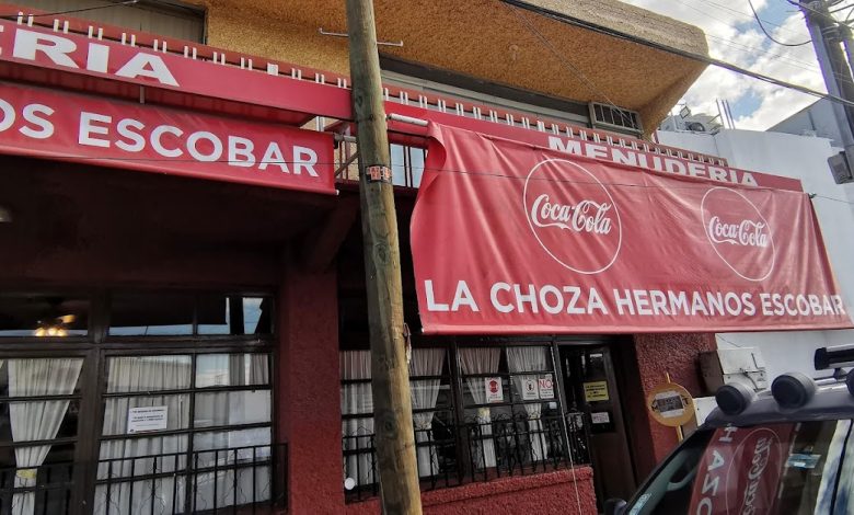 Cierran La Choza Hermanos Escobar tras denuncia por cucarachas y falta de higiene
