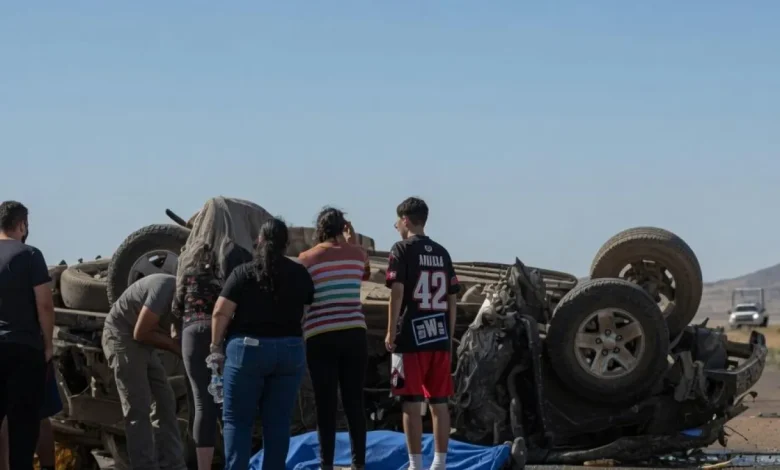 Conductor fallece tras aparatosa salida de camino y volcadura en el kilómetro 290
