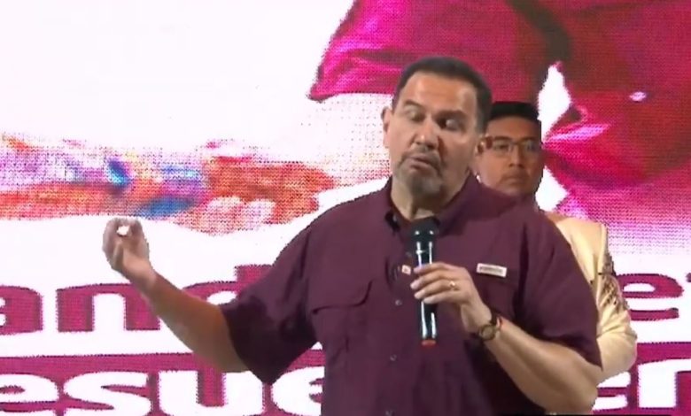 Promete Cruz Pérez Cuéllar que agua y pavimentación son las prioridades