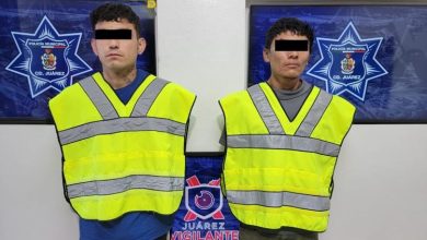 Los sospechosos fueron ubicados tras un reporte del sistema de videovigilancia Juárez Vigilante por presuntos actos de molestia en la vía pública.