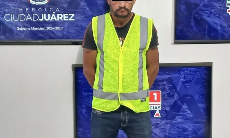 Patrulla de la Policía Municipal de Ciudad Juárez durante un operativo de seguridad