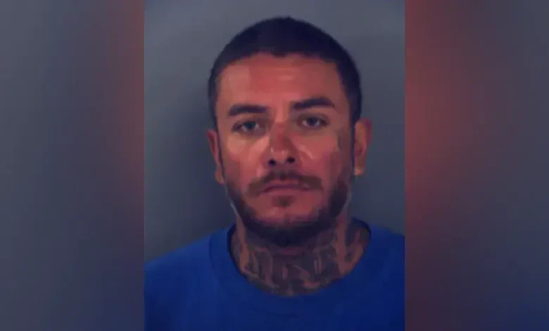 Walmart de Cielo Vista en El Paso, donde fue detenido un hombre tras el presunto intento de robo de una bocina