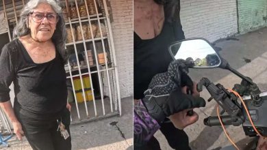 Un video difundido en TikTok muestra el momento en que una mujer reclama un paquete al trabajador equivocado y después le arrebata su teléfono; se desconoce el desenlace del incidente.