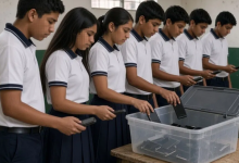 Los planteles podrán mantener los dispositivos apagados, guardarlos temporalmente o autorizar su utilización por motivos médicos, emergencias y actividades pedagógicas.