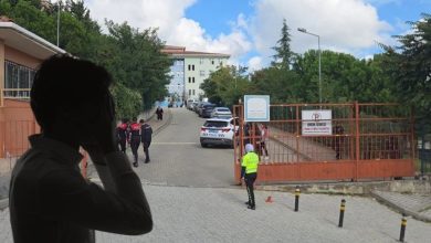 Escuela secundaria de Estambul donde un ataque dejó una alumna muerta y siete estudiantes heridas